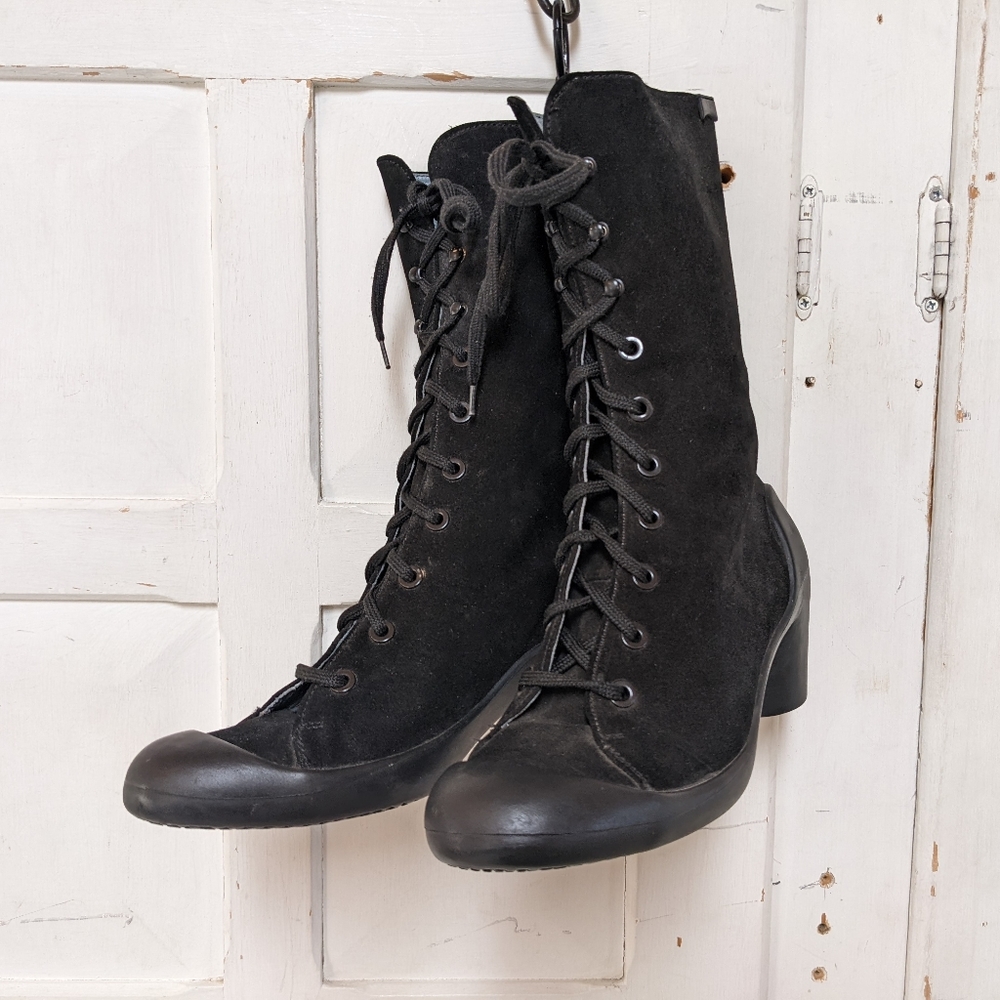 Rare camper suede Victorian inspired lace up booties 38 - Picture 3 of 12